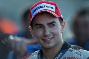 Lorenzo Sabet Penghargaan Khusus dalam Acara FIM