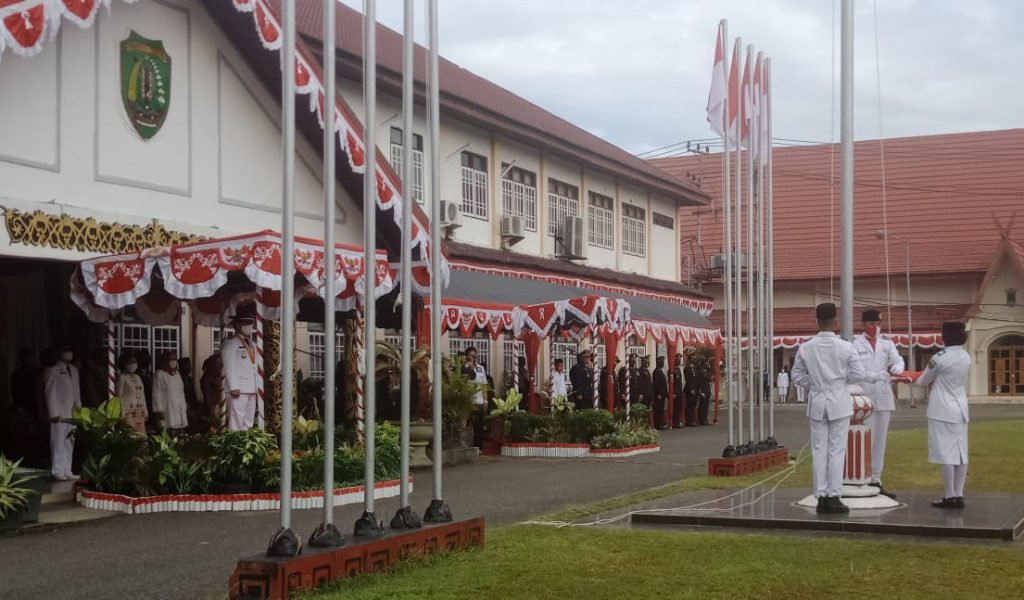 Upacara 17 Agustus Berlangsung Khidmat