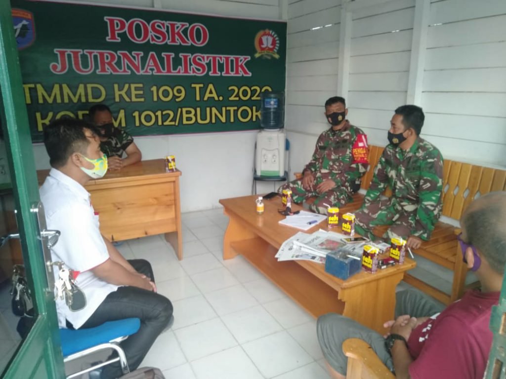 Dandim Gandeng Wartawan