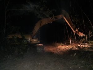 TNI Tidak Mengenal Menyerah Membangun Jalan