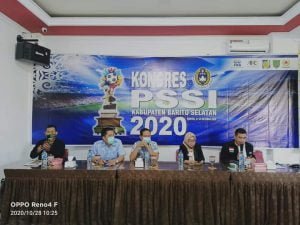 Idariani Kembali Nahkodai PSSI