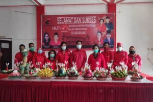 PDIP Rayakan Hut Dengan 48 Tumpeng