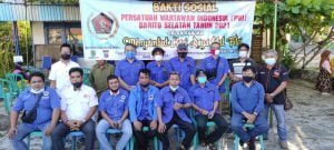 PWI Bagikan 100 Paket Sembako