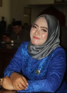 Dewan Bantu Tenaga Surya Dan Bola