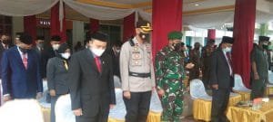 Pemkab Segera Berhentikan Kades Panarukan