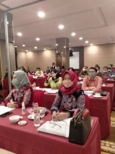 Perusahaan Wajib Taati Aturan