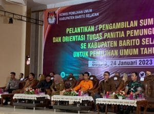 Pejabat Diminta Bekerja Lebih Maksimal