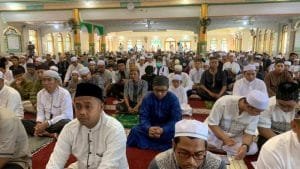 Ribuan Jemaah Ikuti Shalat Ied