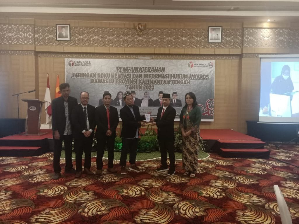 Bawaslu Barsel Juara 1 Pengelolaan JDIH Se Kalteng