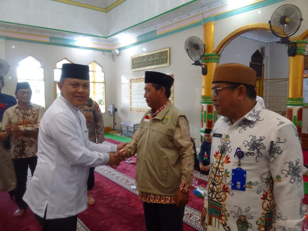Shalat Berjamaah Sangat   Tinggi Dalam Islam