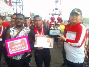 Satria Muda Gondol Lomba Dayung