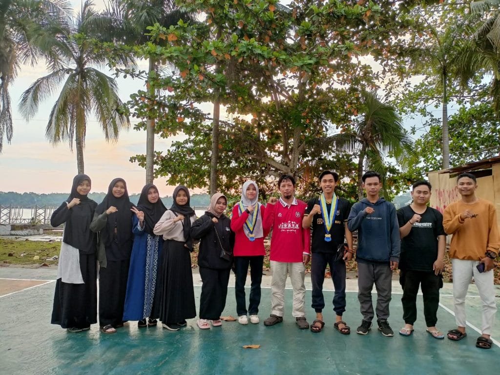 APD Solusi Untuk Pendidikan Politik