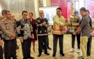 Dusel Juara Umum Pesparawi IX