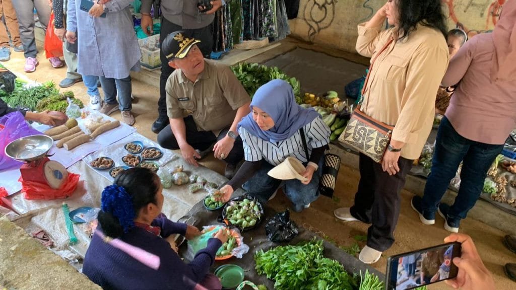 Pemkab Barsel Gelar Bazar Pangan Murah di Patas