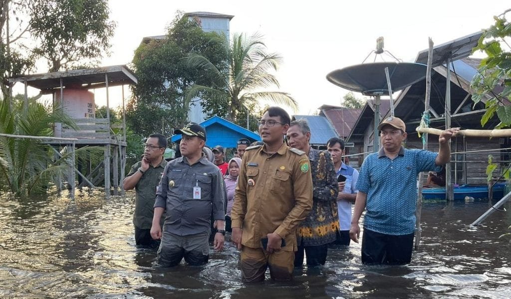 Banjir Rendam Lima Kecamatan di Barsel