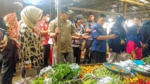 Pj Bupati Barsel Sidak Pasar