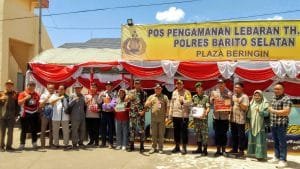 Pj Bupati Kapolres dan Dandim Tinjau Pos Mudik Lebaran Sekaligus Memberikan Bingkisan