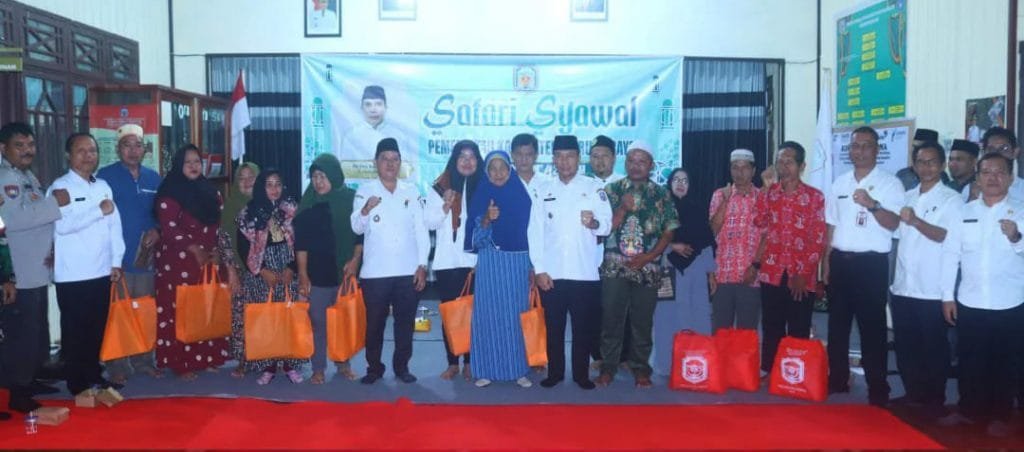 Masyarakat Bergandengan Tangan Membangun Mura