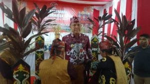 Deddy Winarwan Dianugerahan Gelar Kehormatan Dayak
