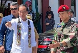 Kedatangan Presiden Jokowi Disambut Antusias Masyarakat