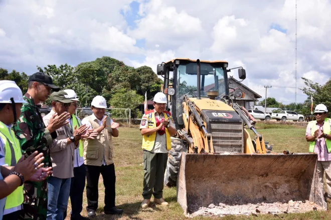 Pemkab Kobar Luncurkan Pemeliharaan Jalan melalui Program CSR Bersama Perusahaan