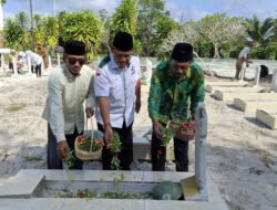 Pemkab Kobar Rayakan Hari Koperasi ke-77 dengan Upacara dan Ziarah di Taman Makam Pahlawan Indra Pura