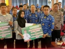 Pemkab Mura Beri Santunan kepada Anak Yatim Piatu di Peringatan 10 Muharam 1446 H