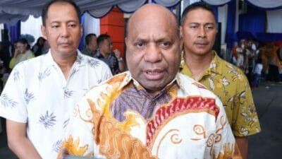 Kejutan Pilkada: Mathius Fakhiri Menggantikan Paulus Waterpauw sebagai Bacalon Gubernur Papua dari Golkar