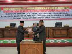 Pj Bupati Barito Selatan H. Deddy Winarwan Hadiri Rapat Paripurna DPRD Barsel, Raperda Perubahan APBD 2024 Disetujui