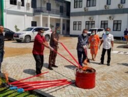 Kejari Barito Selatan Musnahkan Barang Bukti Tindak Pidana