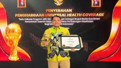 Pj Bupati Barito Selatan Raih Penghargaan Universal Health Coverage (UHC) Award 2024
