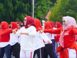 Dharma Wanita Persatuan Barito Utara Gelar Senam Pagi Bersama untuk Pererat Silaturahmi dan Rayakan HUT RI ke-78