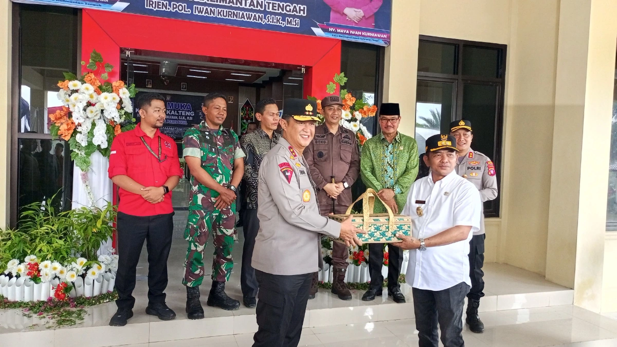 wabup-barsel-sambut-positif-kunjungan-kerja-polda-kalteng-ke-polres-barsel