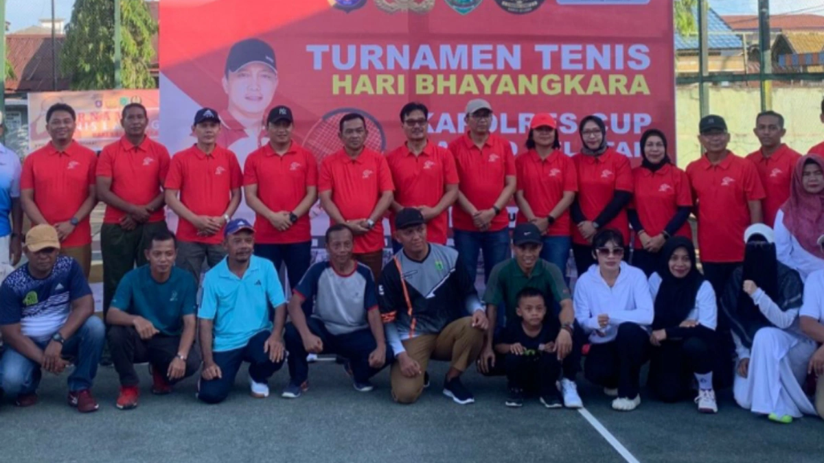 ketua-dprd-barsel-hadiri-turnamen-kapolres-cup,-ajak-masyarakat-junjung-sportivitas