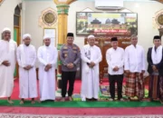 Kapolres Barsel Gelar “Jumat Curhat” untuk Pererat Silaturahmi di Masjid Agung Baiturrahman