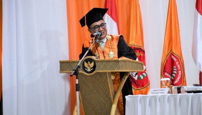 43 Mahasiswa Ikuti Wisuda