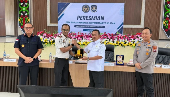 Peresmian Desa Binaan Imigrasi dan Eazy Passport, Wabup Barsel Perkuat Pengawasan Keimigrasian