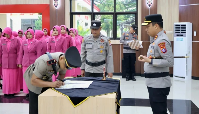 Regenerasi Kepemimpinan, Kapolres Barsel Pimpin Sertijab Sejumlah Pejabat Utama dan Kapolsek