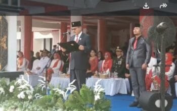 Ketua DPRD Bacakan Teks Proklamasi 